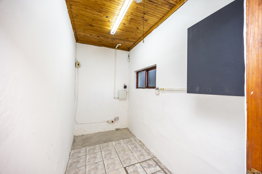 Commercial Property for Sale in Quigney Eastern Cape